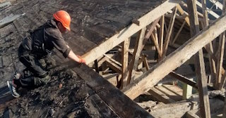 Профессиональный демонтаж стропильной системы от Сварной-Прх в прохладном от 574 рублей.