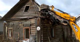 Демонтаж деревянного дома Прохладный, цена от 1930 руб.
