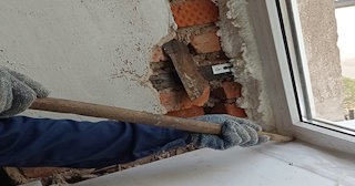 Демонтаж оконных откосов по выгодной цене от 522 руб. в прохладном - Сварной-Прх